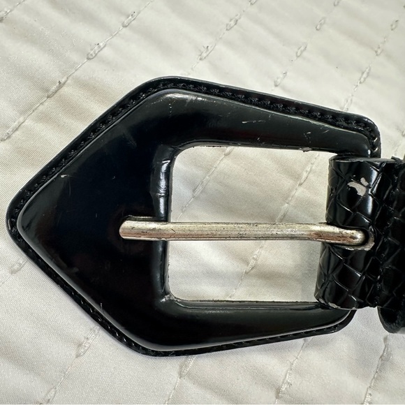 A/X Armani Exchange 100% Leather Glossy Black Belt Size S main image 5